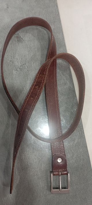 Cinturón de cuero funcional
