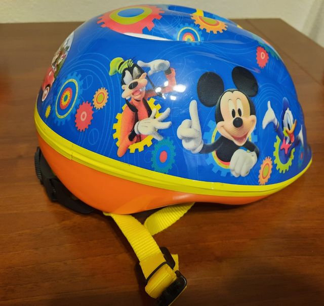 Casco Mickey Mouse