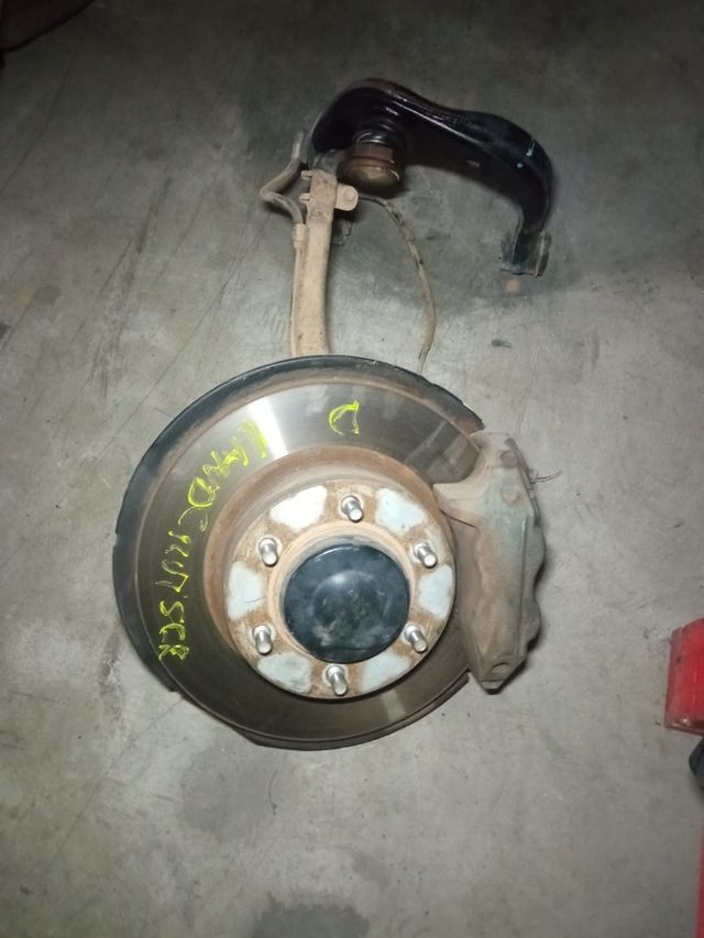 Piezas varias Toyota land cruiser 2001