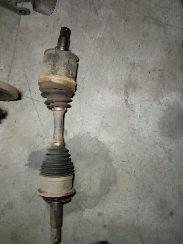 Piezas varias Toyota land cruiser 2001