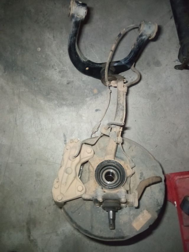 Piezas varias Toyota land cruiser 2001