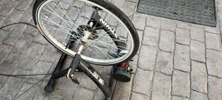 Rodillo entrenamiento bicicleta
