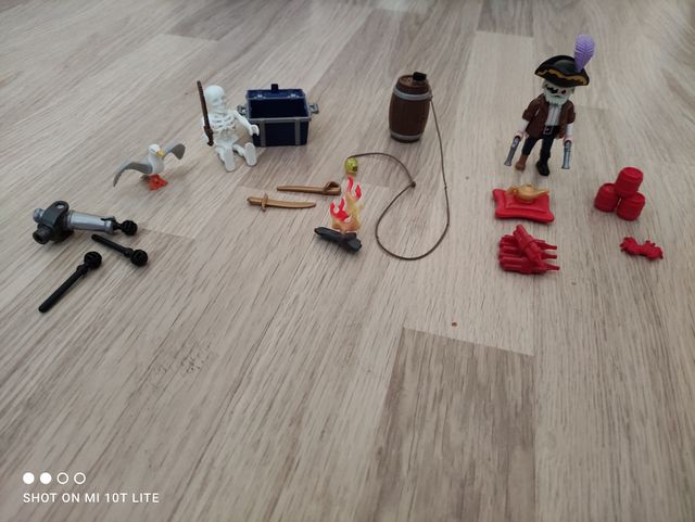 Playmobil piratas