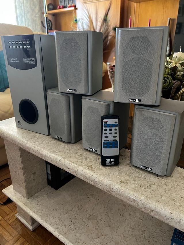 Som redondo Impecável Best buy