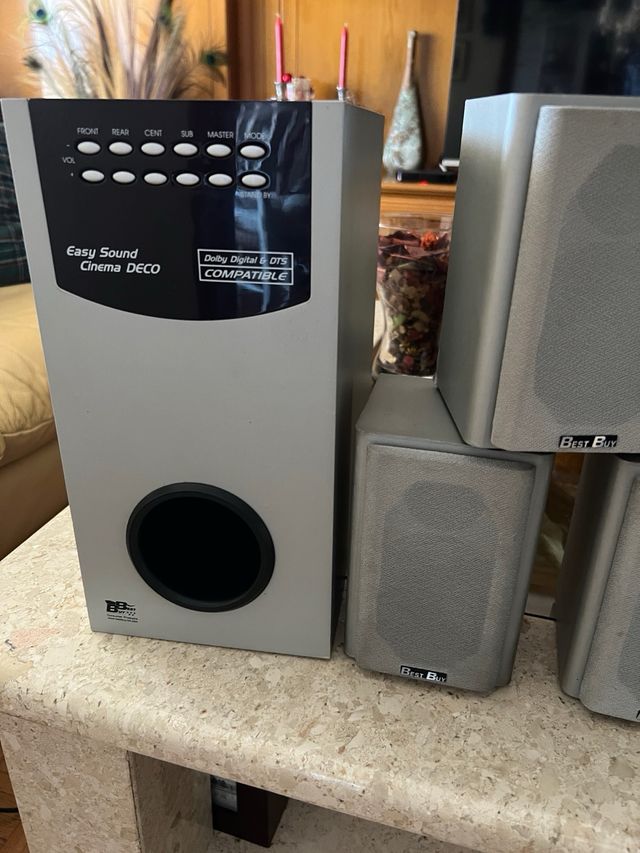 Som redondo Impecável Best buy