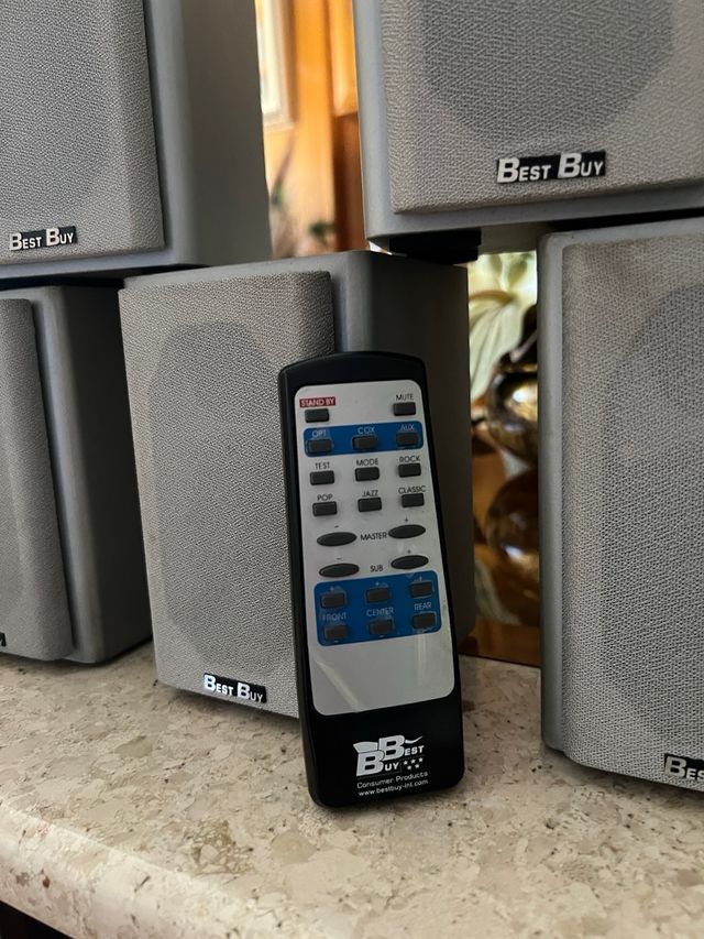 Som redondo Impecável Best buy