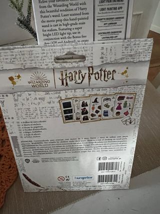 HARRY POTTER Réplica oficial de la varita mágica