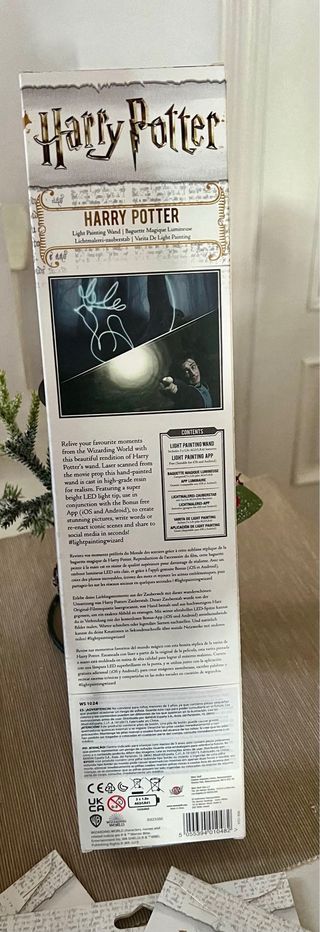 HARRY POTTER Réplica oficial de la varita mágica