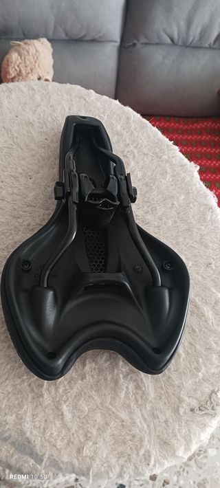 Vendo sellino e-bike nuovo