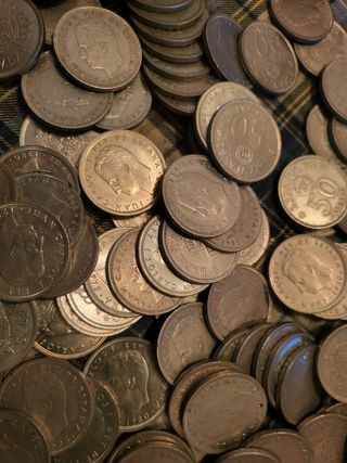 Lote de 150 monedas de 50 pts del rey.