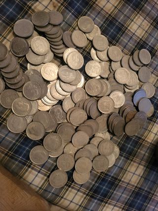 Lote de 150 monedas de 50 pts del rey.