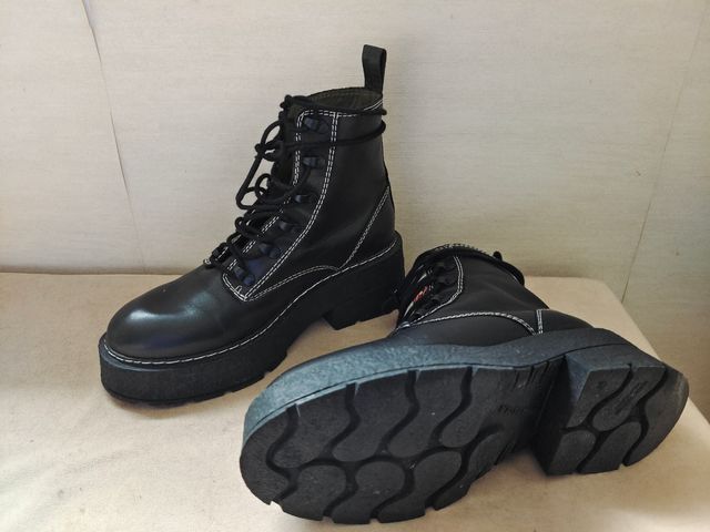 Bimba y lola Botas talla 39