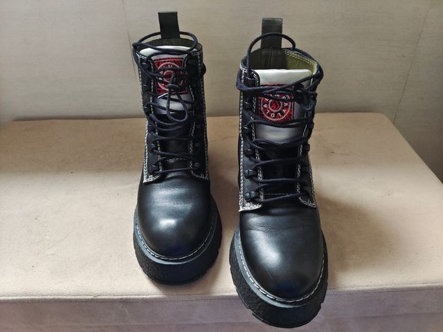 Bimba y lola Botas talla 39