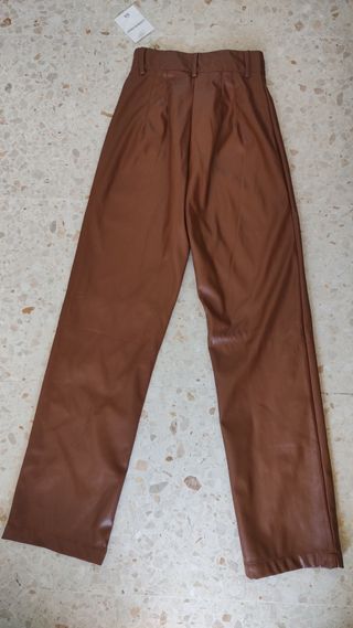 Pantalón cuero sintético Lywm woman