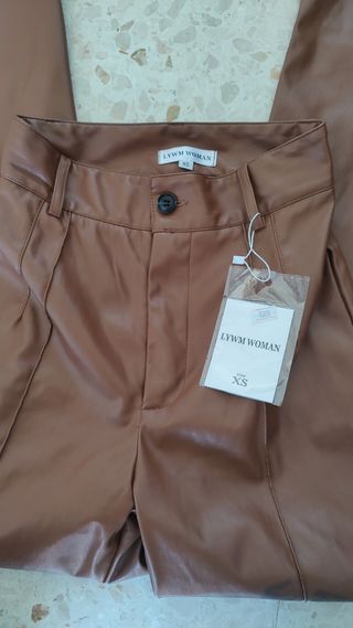 Pantalón cuero sintético Lywm woman