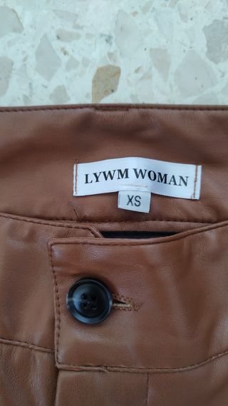 Pantalón cuero sintético Lywm woman