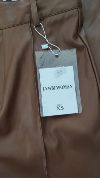 Pantalón cuero sintético Lywm woman