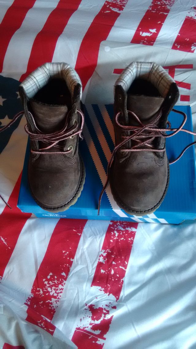 Botas niño Timberland talla 23.5
