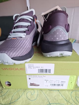 Sin estrenar Zapatilla trekking goretex Vasque Now