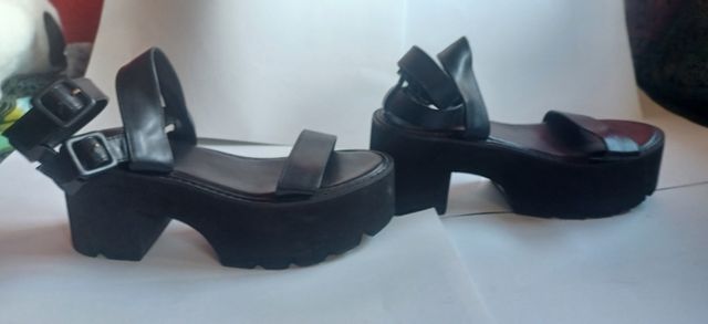 Sandalias con plataforma 40