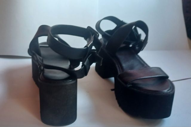 Sandalias con plataforma 40