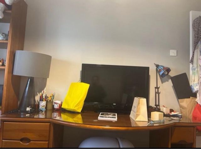 Habitación de madera maciza