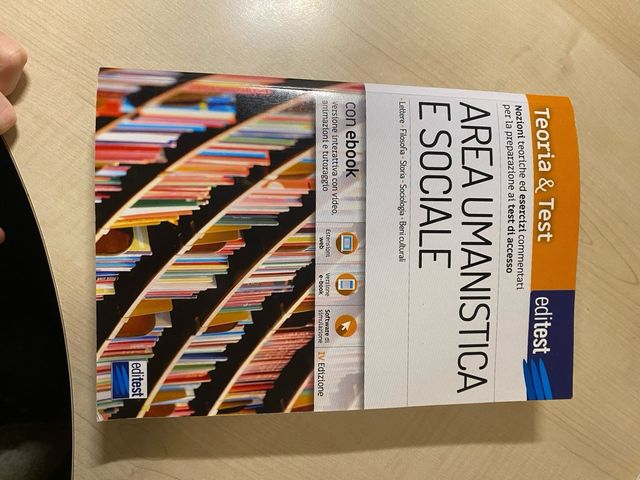 Editest. Area Umanistica. Teoria-esercizi