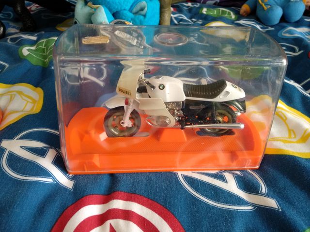 Motos en miniatura de los años 90 (2 modelos)