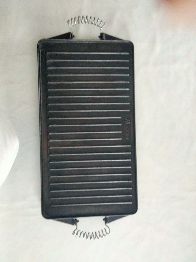 PLANCHA  DE HIERRO FUNDIDO