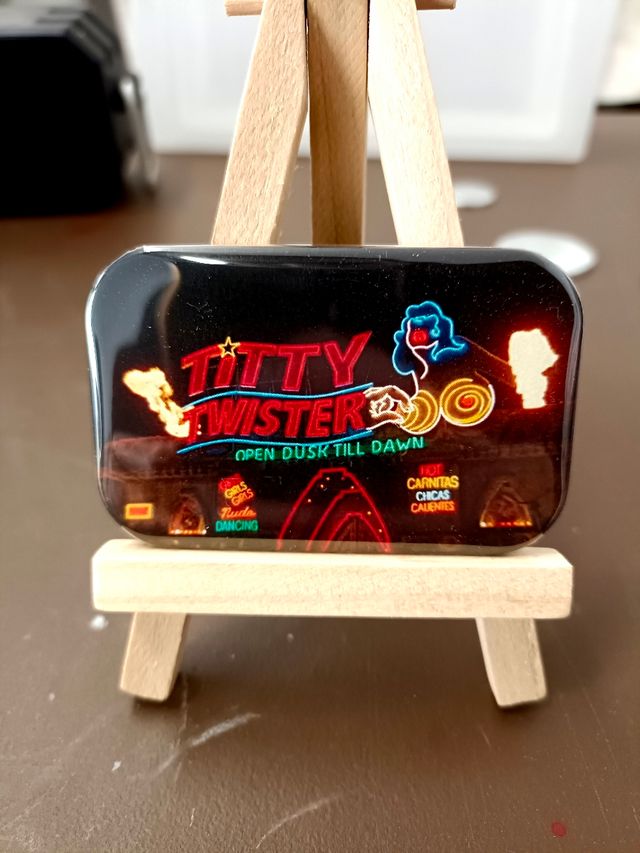 Magnete Titty Twister film