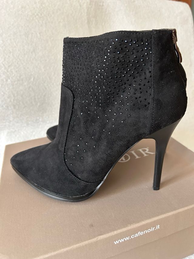 Tronchetti in suède neri con strass