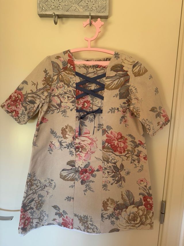 Abito da bambina con stampa floreale