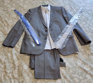 Traje hombre gris Zara+ camisa y corbata