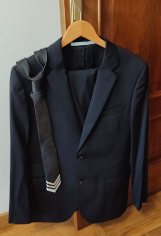 Traje de hombre color negro Etiem(corte inglés)