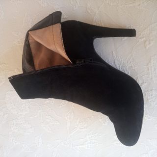 Zapatos de tacón negros