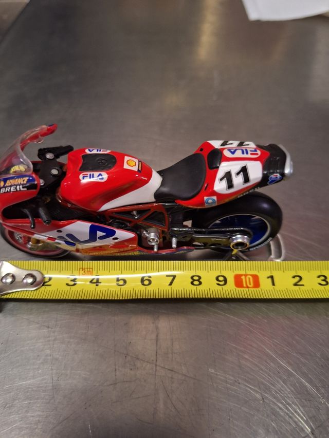 DUCATI MOTOS