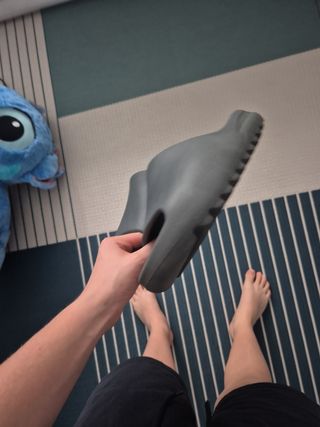 Yeezy slides nuevas Black Onyx