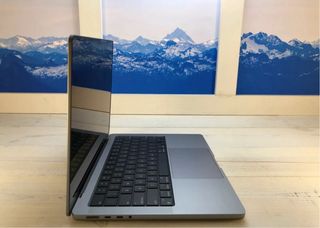 Macbook Pro M1 Max  32core GPU
