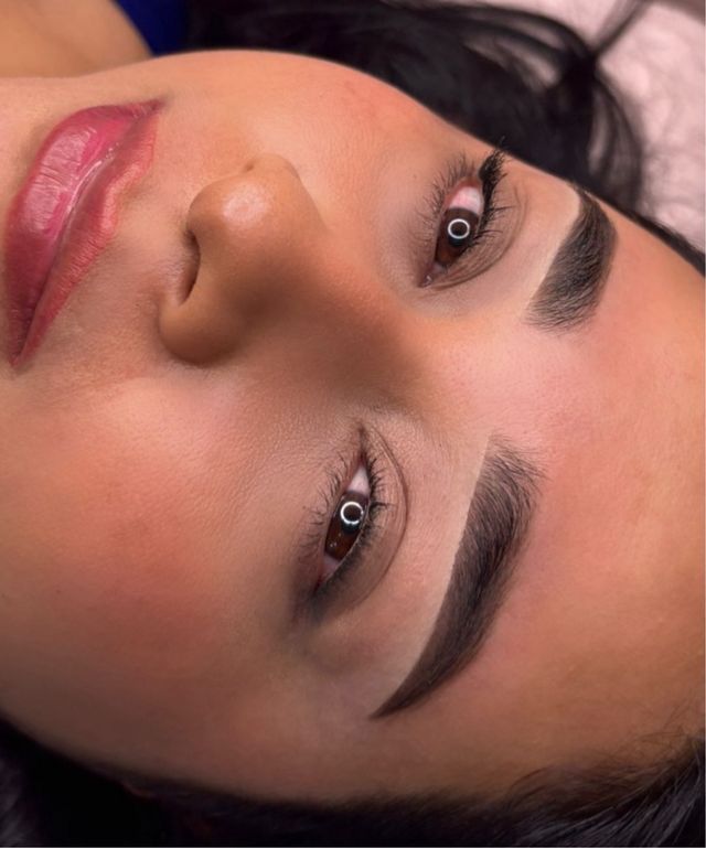 Cejas semipermanente