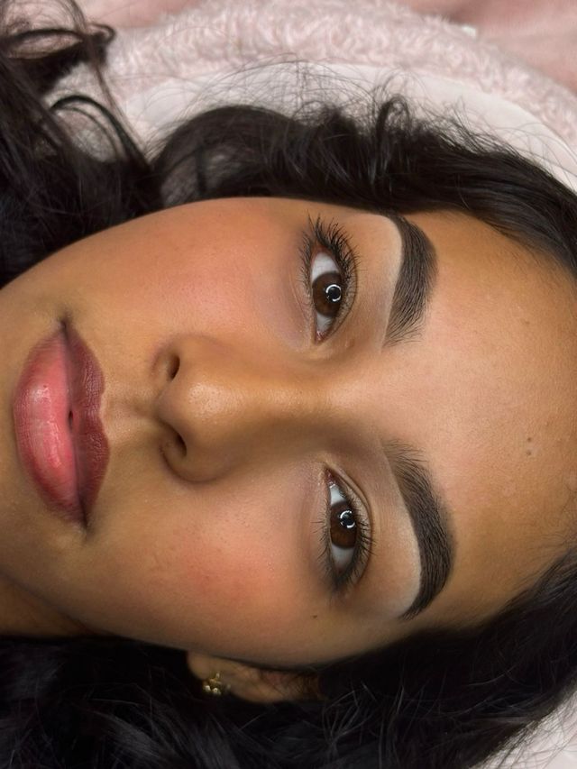 Cejas semipermanente