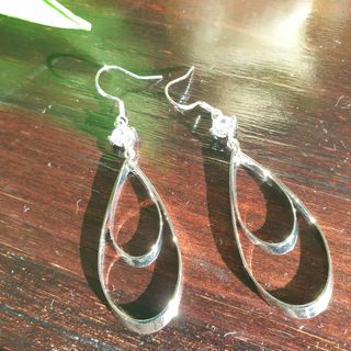 Bonitos pendientes acero a estrenar