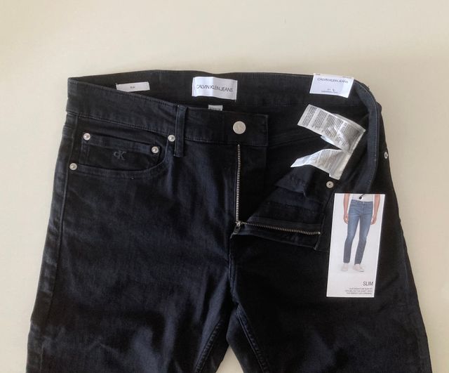 Calvin Klein Jeans. Pantalón vaquero slim. W31 L34