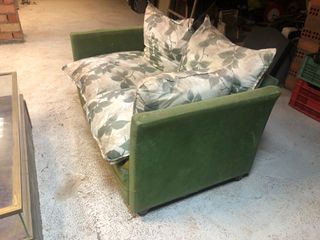Sofá cama y Mesa