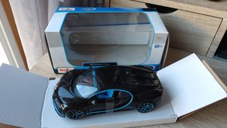 Coche a escala 1/24