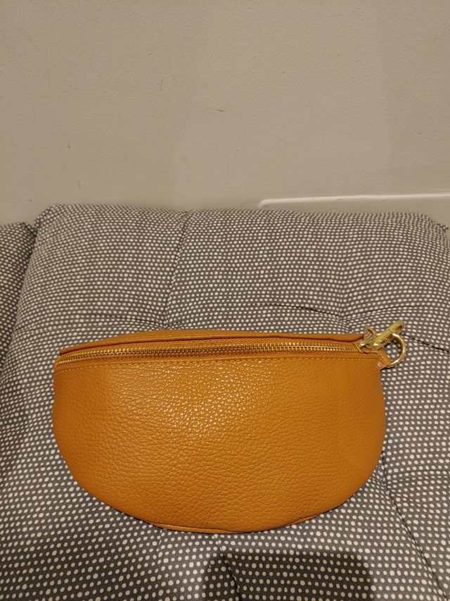 Bolso riñonera piel camel
