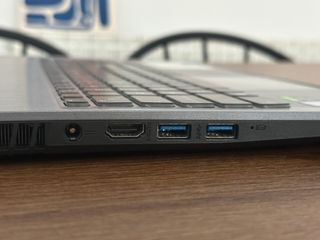 Portátil MSI Creator 17M A9SD048XES