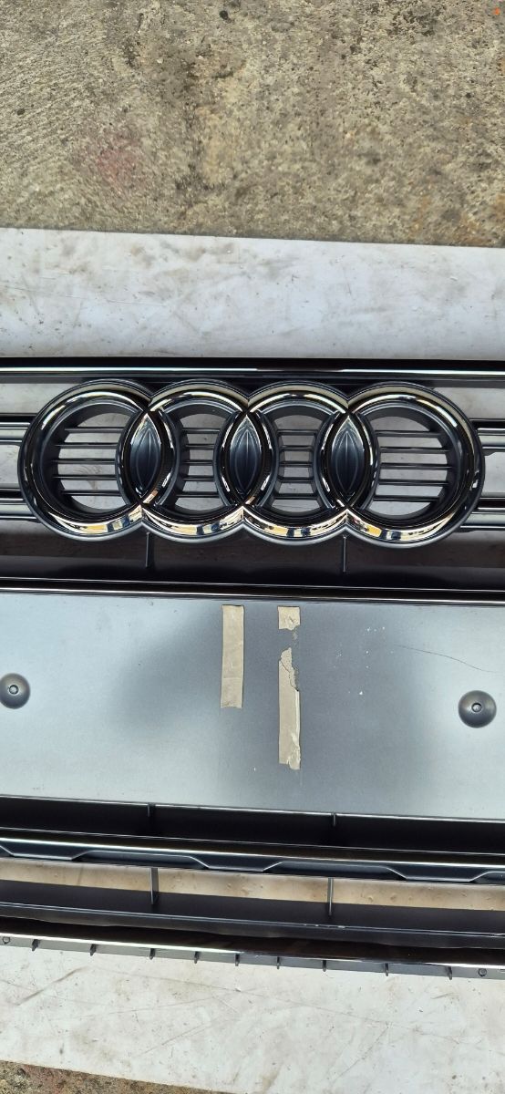 REJILLA AUDI A5 S-LINE AÑO 2019 ORIGINAL