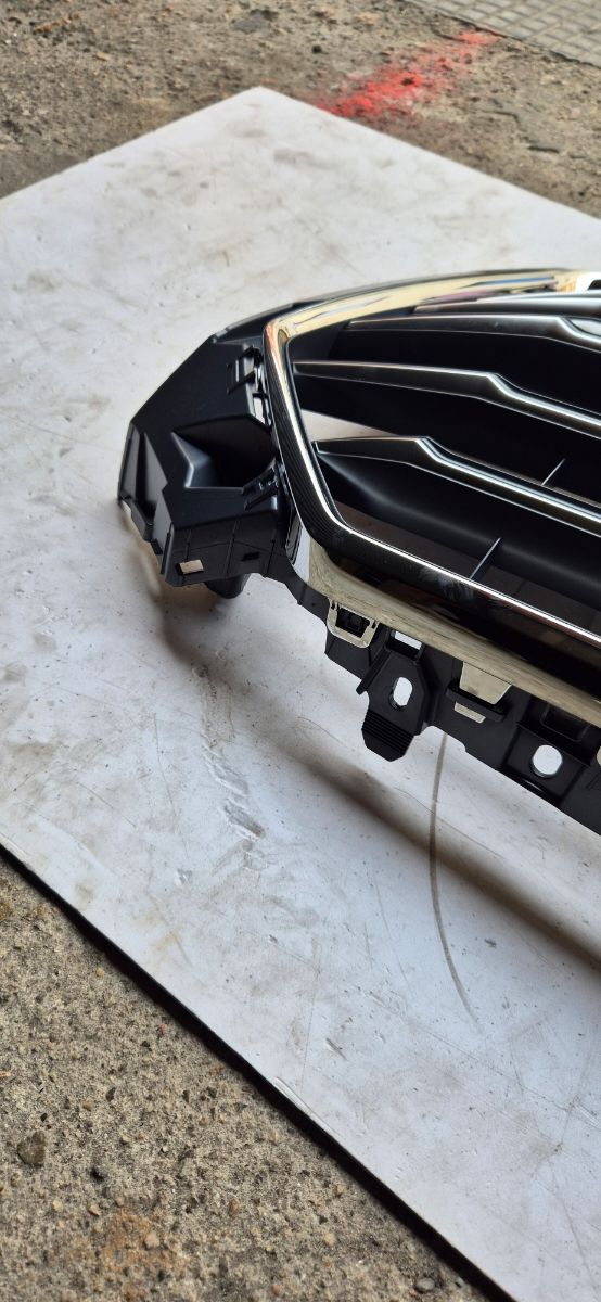 REJILLA AUDI A5 S-LINE AÑO 2019 ORIGINAL