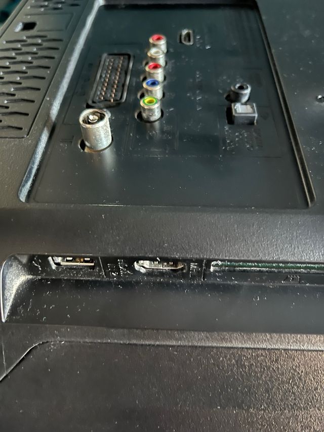 Television Sony 40”