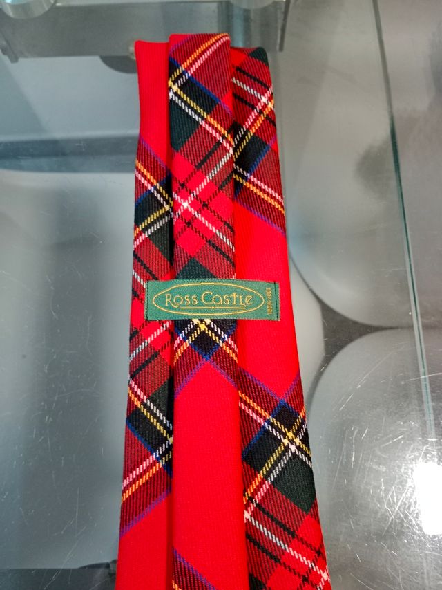 Corbata de lana escocesa